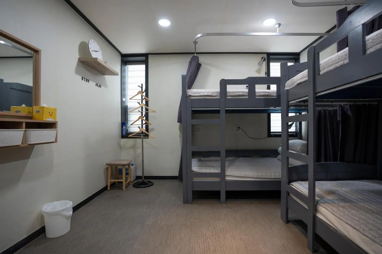 Toda Guesthouse Jeju Guest house